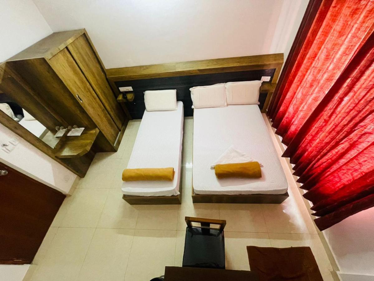 B Six Hotel Bangalore Eksteriør billede