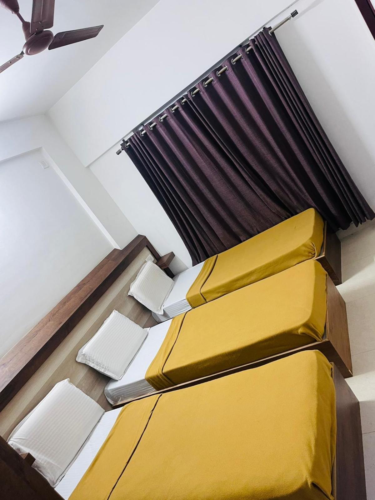 B Six Hotel Bangalore Eksteriør billede