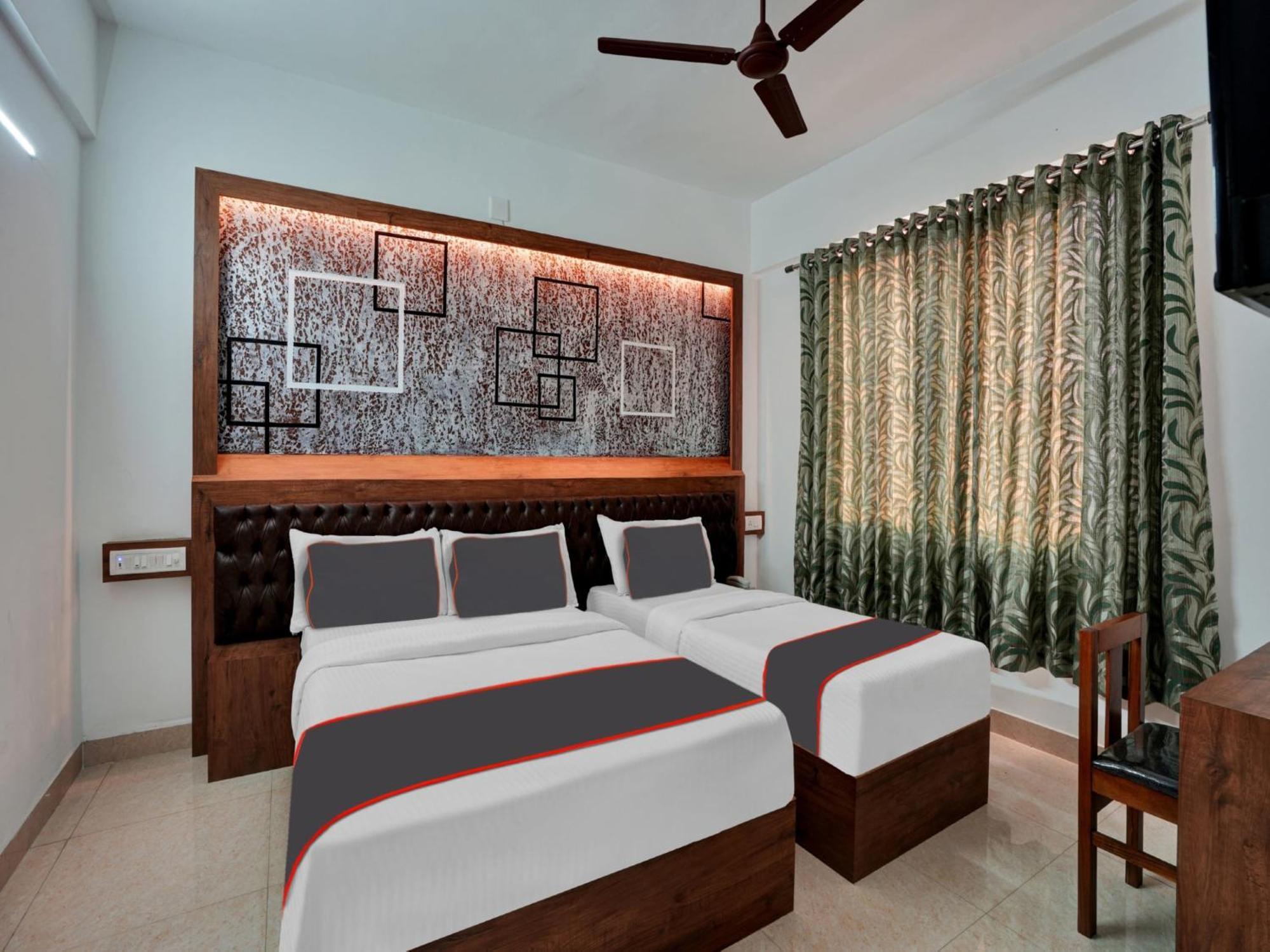 B Six Hotel Bangalore Eksteriør billede